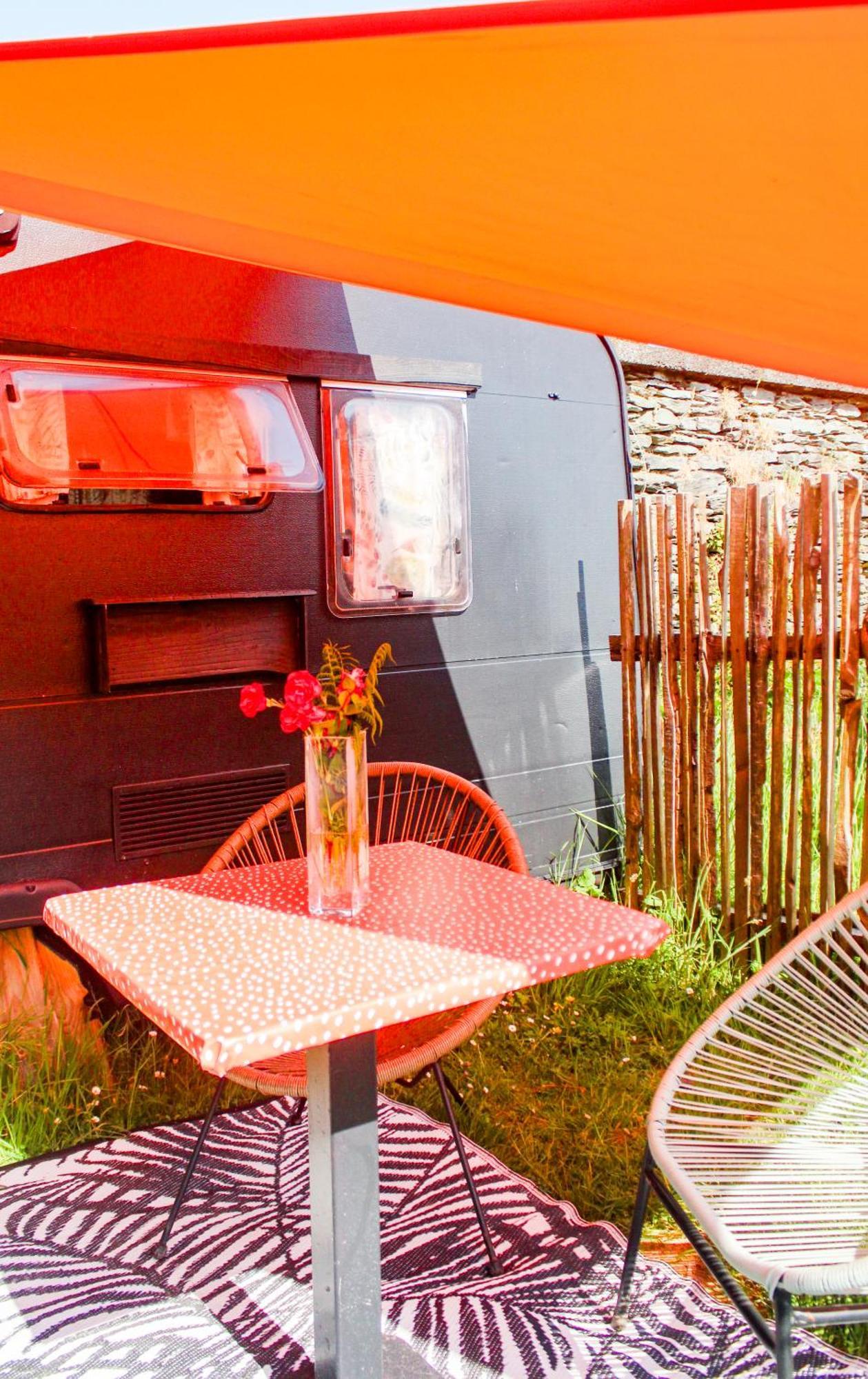 Hotel Retro caravans on Valentia Island Chapeltown Exterior foto