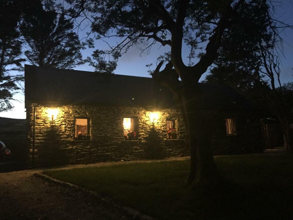 Hotel Retro caravans on Valentia Island Chapeltown Exterior foto